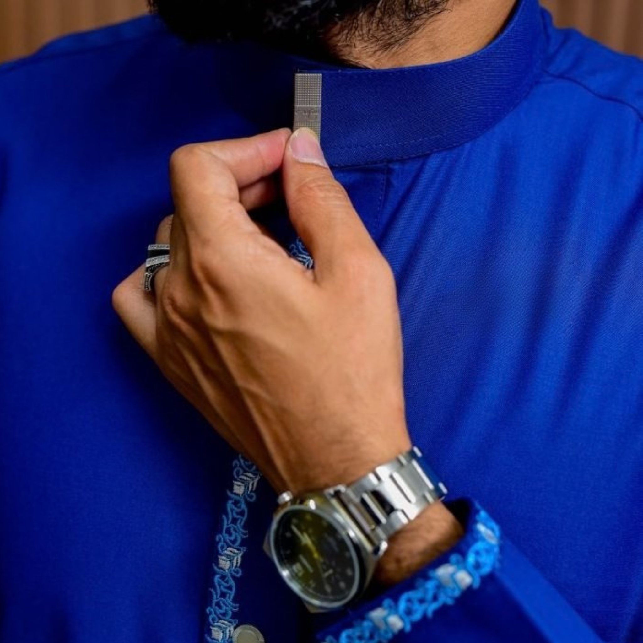 Qamis Royal Bleu Sapphire