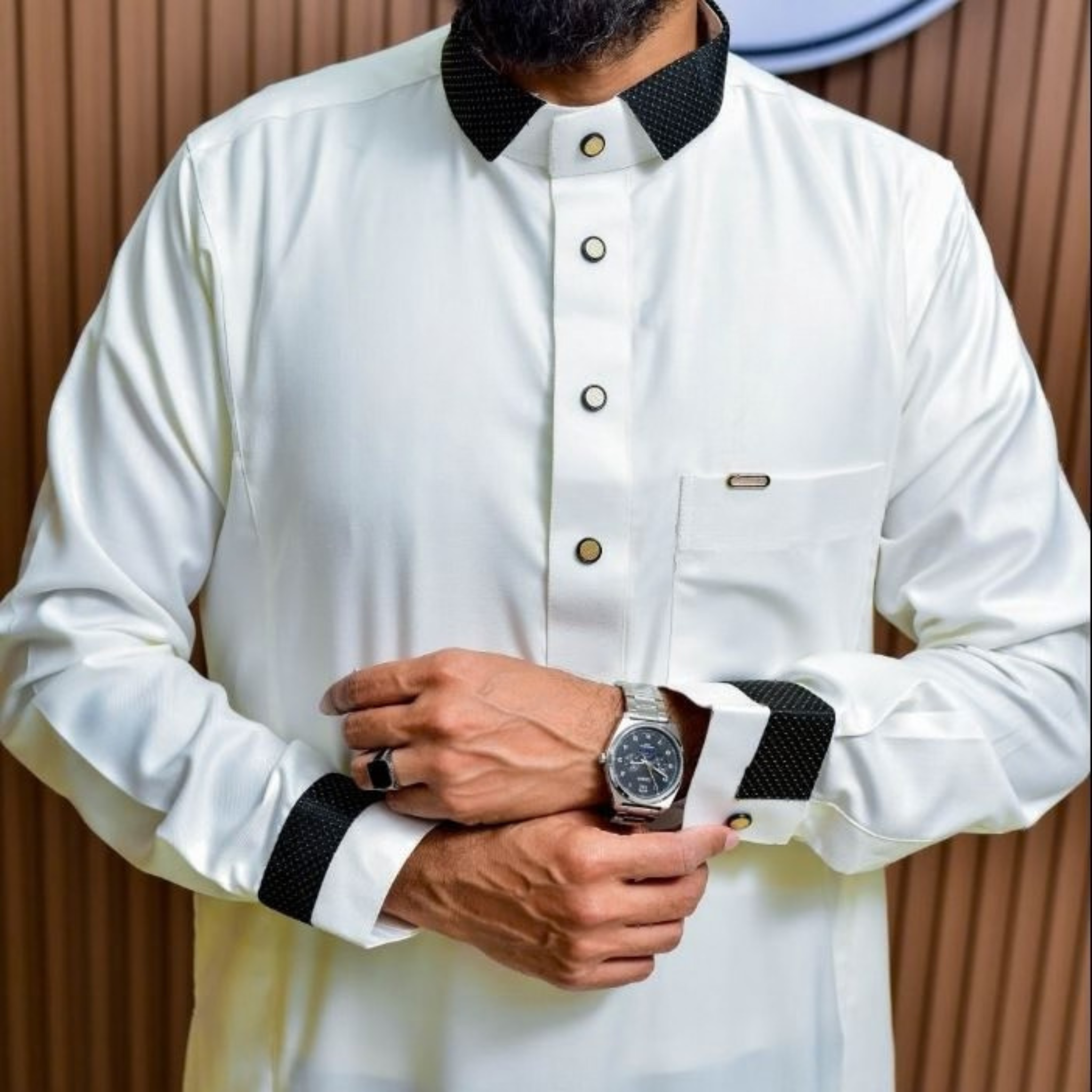Qamis Dubai Édition Col Noir
